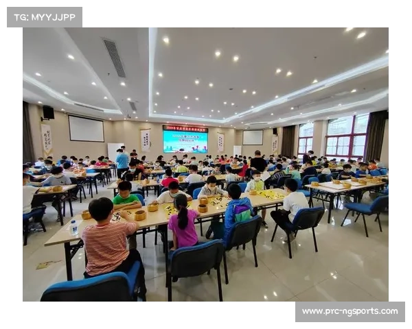 重庆围棋赛事首次启用年轻裁判团队 平均年龄仅28岁彰显新风貌 重庆围棋赛事首次启用年轻裁判团队 平均年龄仅28岁彰显新风貌